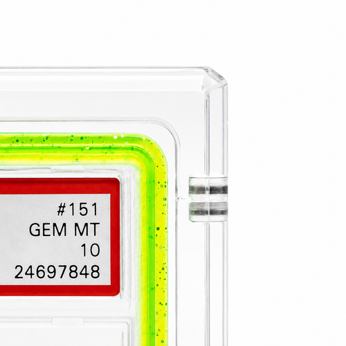 MintyAcrylic for Standard PSA Graded Cards Diamond Cut Magnetic Acrylic Case